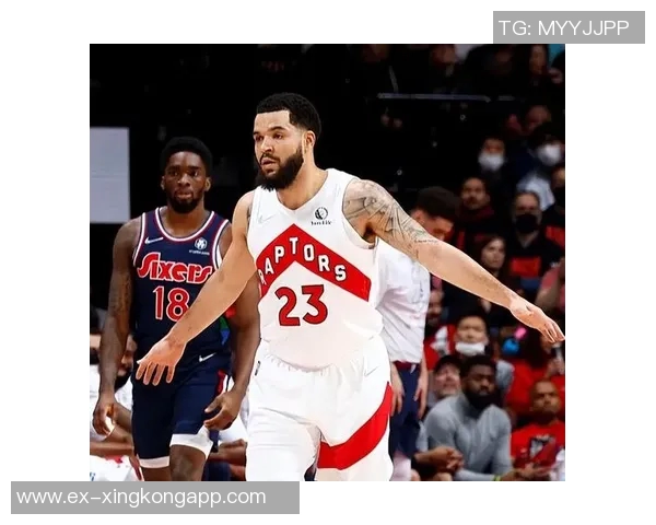 弗兰克解析西蒙斯替补原因强调联赛杯表现影响决策 弗兰克解析西蒙斯替补原因强调联赛杯表现影响决策