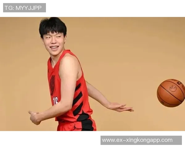 张卫平谈胖与瘦杨瀚森的成长之路与扎实基础分析